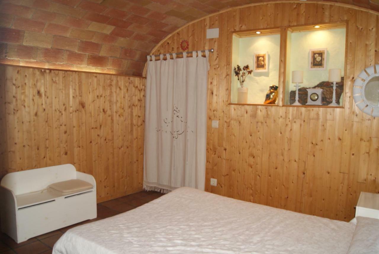 Апартаменти Apartament Codina 40 Турруеля-да-Монґрі Екстер'єр фото